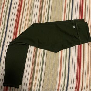 FABLETICS LEGGINGS SMALL
